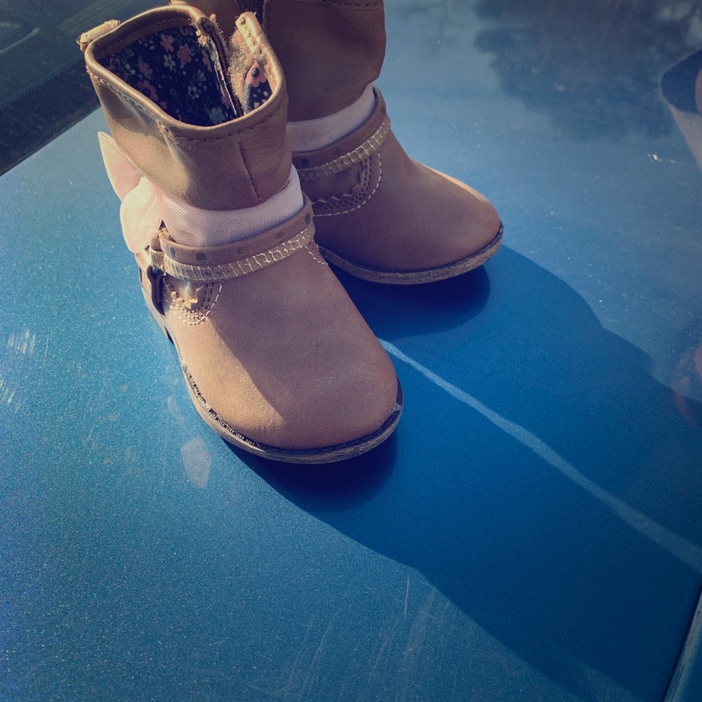 Baby girl boots